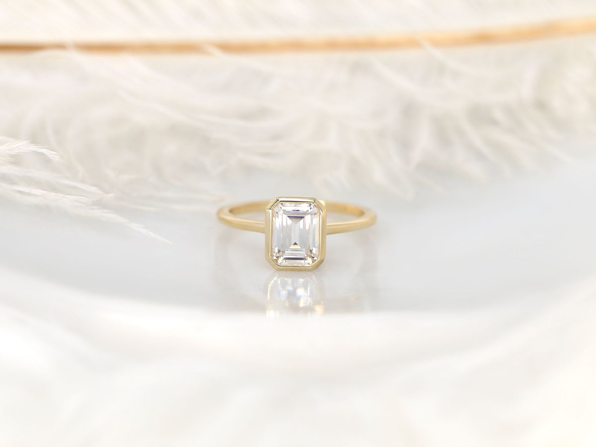 Stunning 1.75 CT Emerald Moissanite Engagement Ring with Bezel Design 1